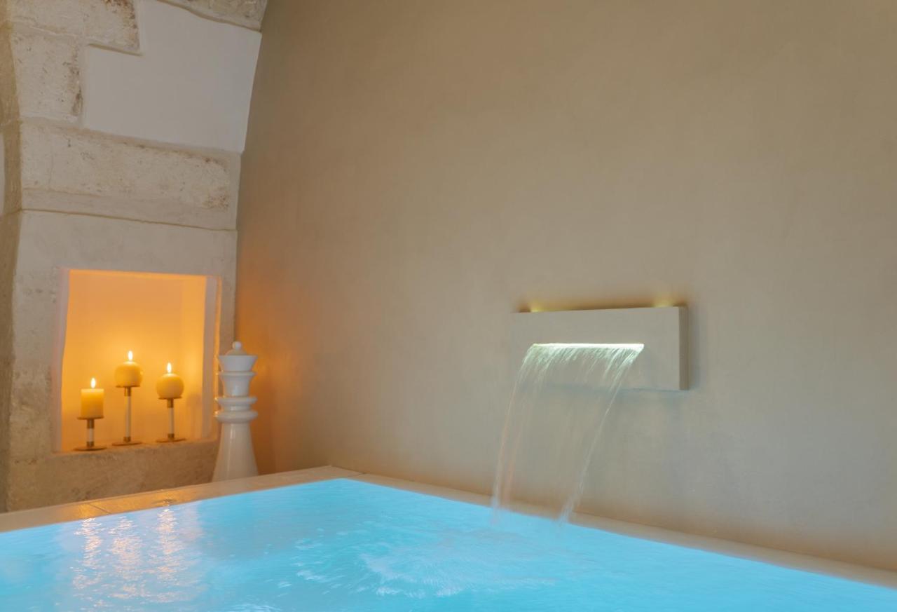Eurydice Suite With Infinity Jacuzzi Ostuni Bagian luar foto